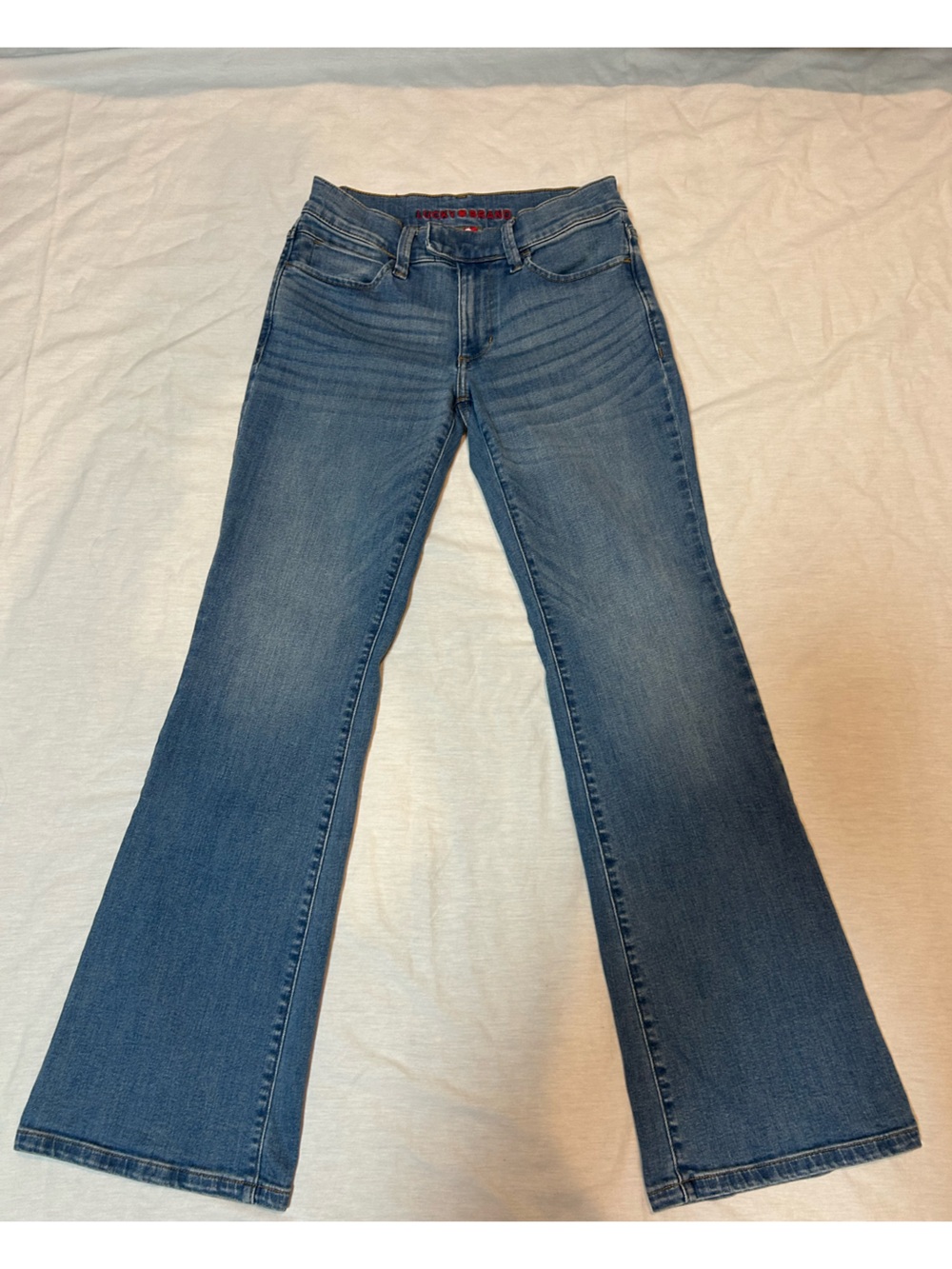 Lucky Brand Women's Mid rise flare Jeans in Medium Blue Wash SZ 27R